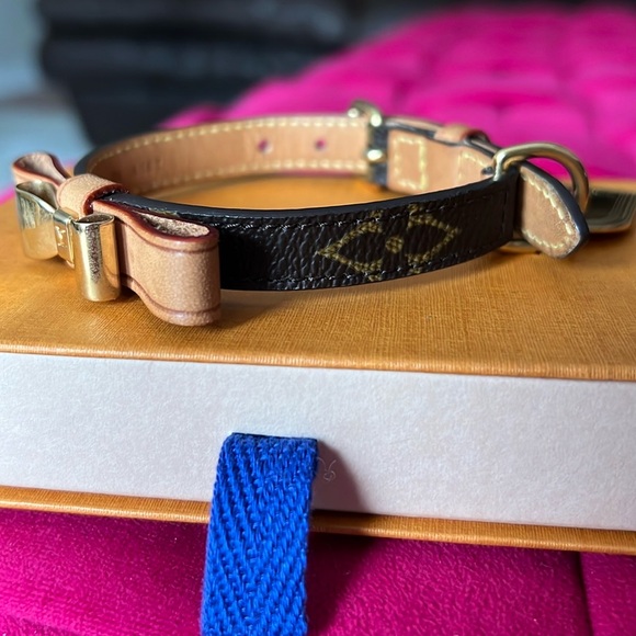 Louis Vuitton Dog Collar/Bracelet & Dust Bag - Picture 11 of 16
